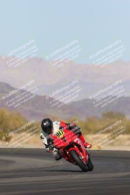 media/Feb-04-2023-SoCal Trackdays (Sat) [[8a776bf2c3]]/Turn 14 (115pm)/